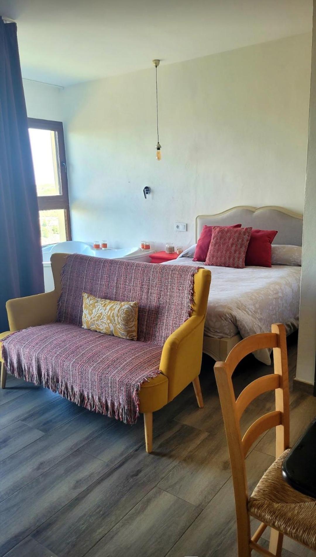 Casas Rurales Maribel - Complejo Moradas Del Cerro 2 - Suites Con Jacuzzi En Alcala Del Jucar Casas del Cerro Cameră foto